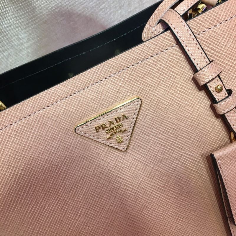 Pra*a tote bags